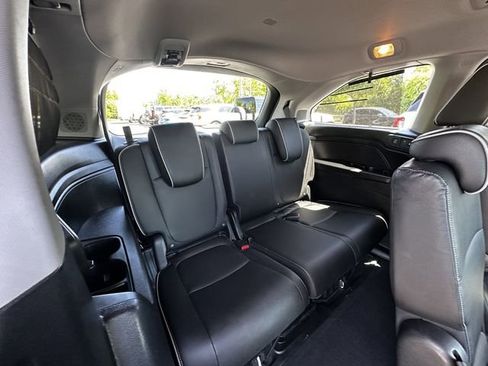 Used 2023 Honda Odyssey Elite image 38
