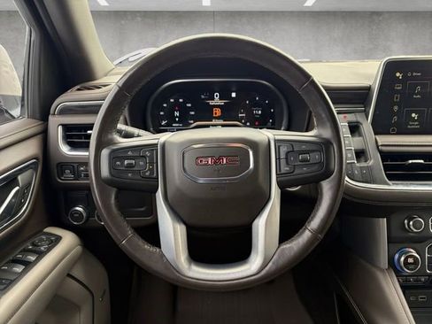 Certified 2022 GMC Yukon SLT w/ SLT Luxury Package image 21