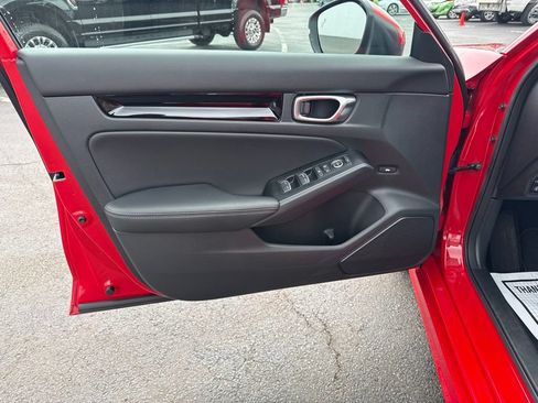 Used 2023 Honda Civic Touring image 10