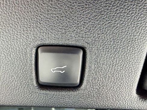 Used 2023 Ford Escape SE w/ PHEV Premium Package FWD image 13