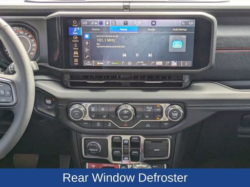 Used 2026 Jeep Wrangler Unlimited Rubicon w/ Steel Bumper Group AWD/4WD image 19