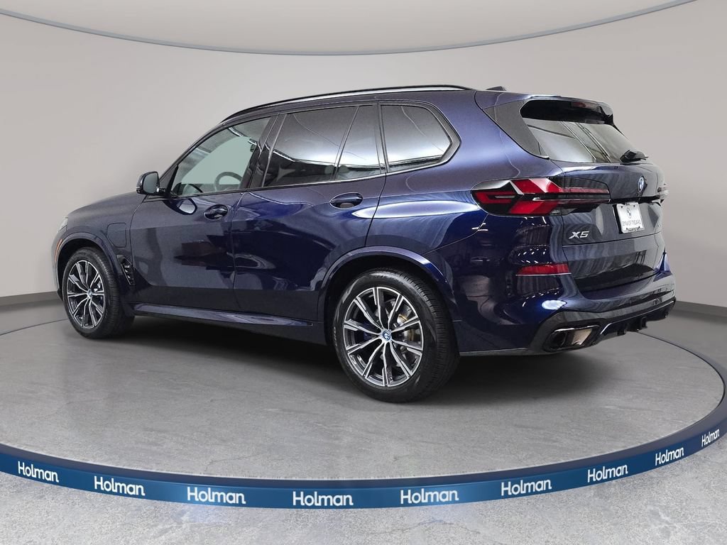 Used 2024 BMW X5 xDrive50e w/ M Sport Package AWD/4WD image 8