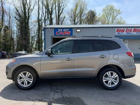Used 2012 Hyundai Santa Fe SE image 2