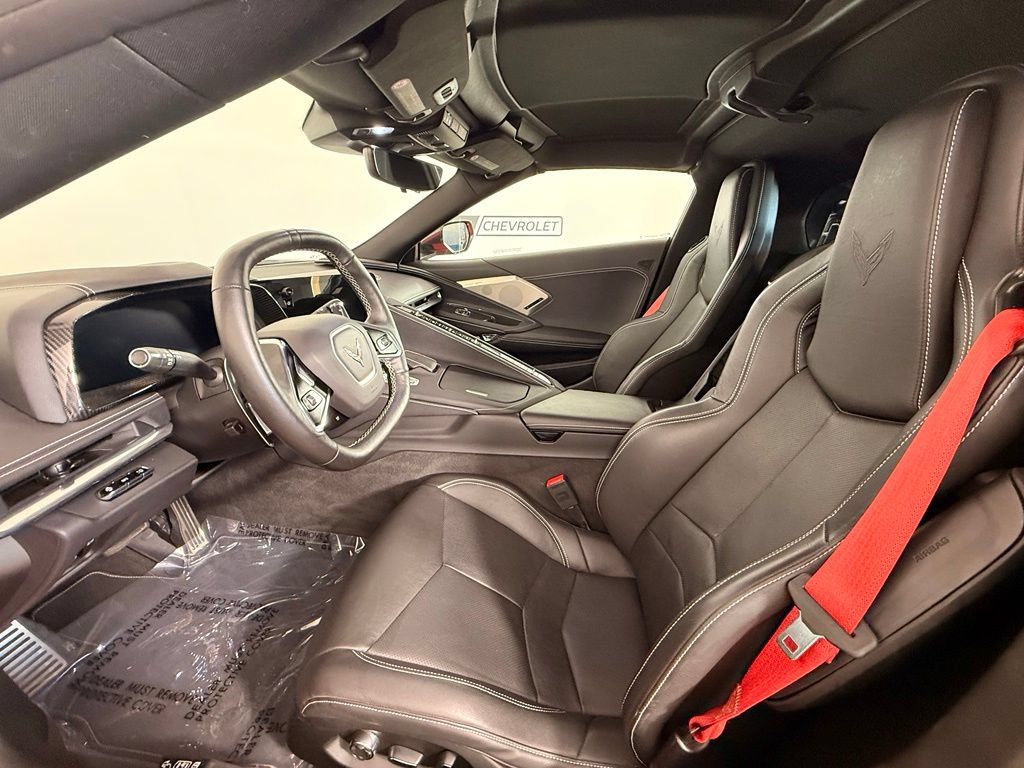 Used 2020 Chevrolet Corvette Stingray Preferred Cpe w/ 2LT Preferred Equipment Group RWD image 17
