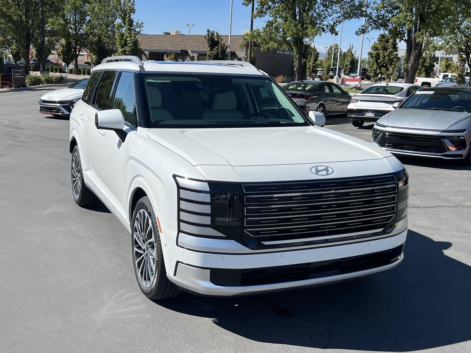 Certified 2026 Hyundai Palisade Calligraphy AWD/4WD image 5