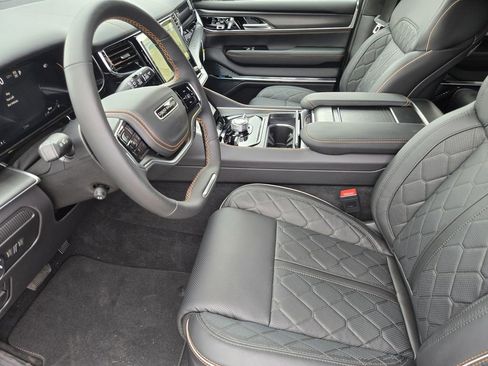 New 2026 Jeep Grand Wagoneer Summit AWD/4WD image 7