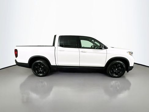 New 2026 Honda Ridgeline Black Edition image 4