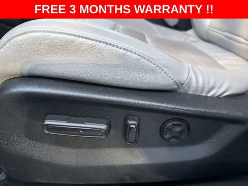 Used 2017 Honda CR-V Touring image 13