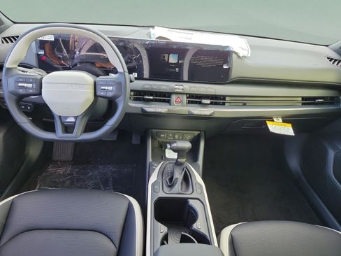 New 2026 Kia K4 GT-Line FWD image 9