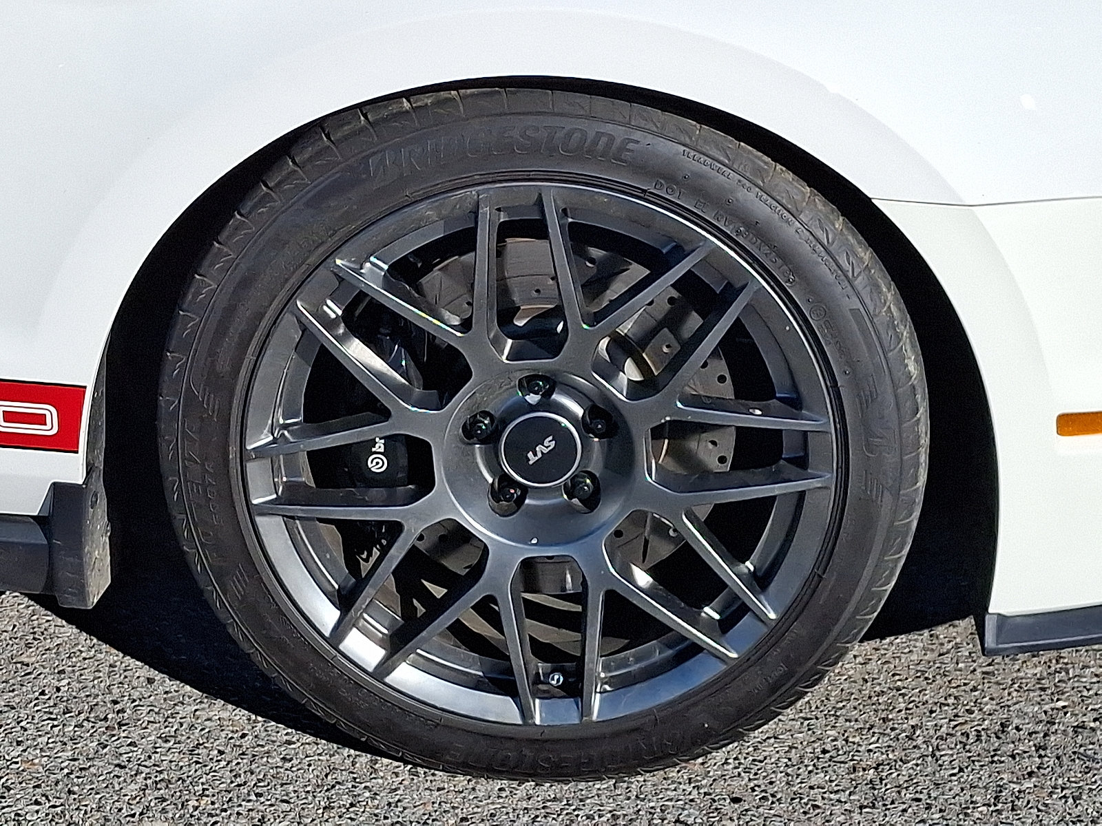 Used 2012 Ford Mustang Shelby GT500 w/ SVT Performance Pkg RWD image 8