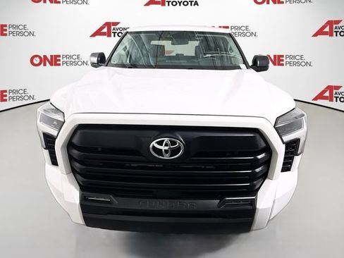 Used 2022 Toyota Tundra SR5 w/ Convenience Package RWD image 2