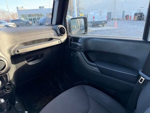 Used 2017 Jeep Wrangler Unlimited Sport w/ Quick Order Package 24S image 19