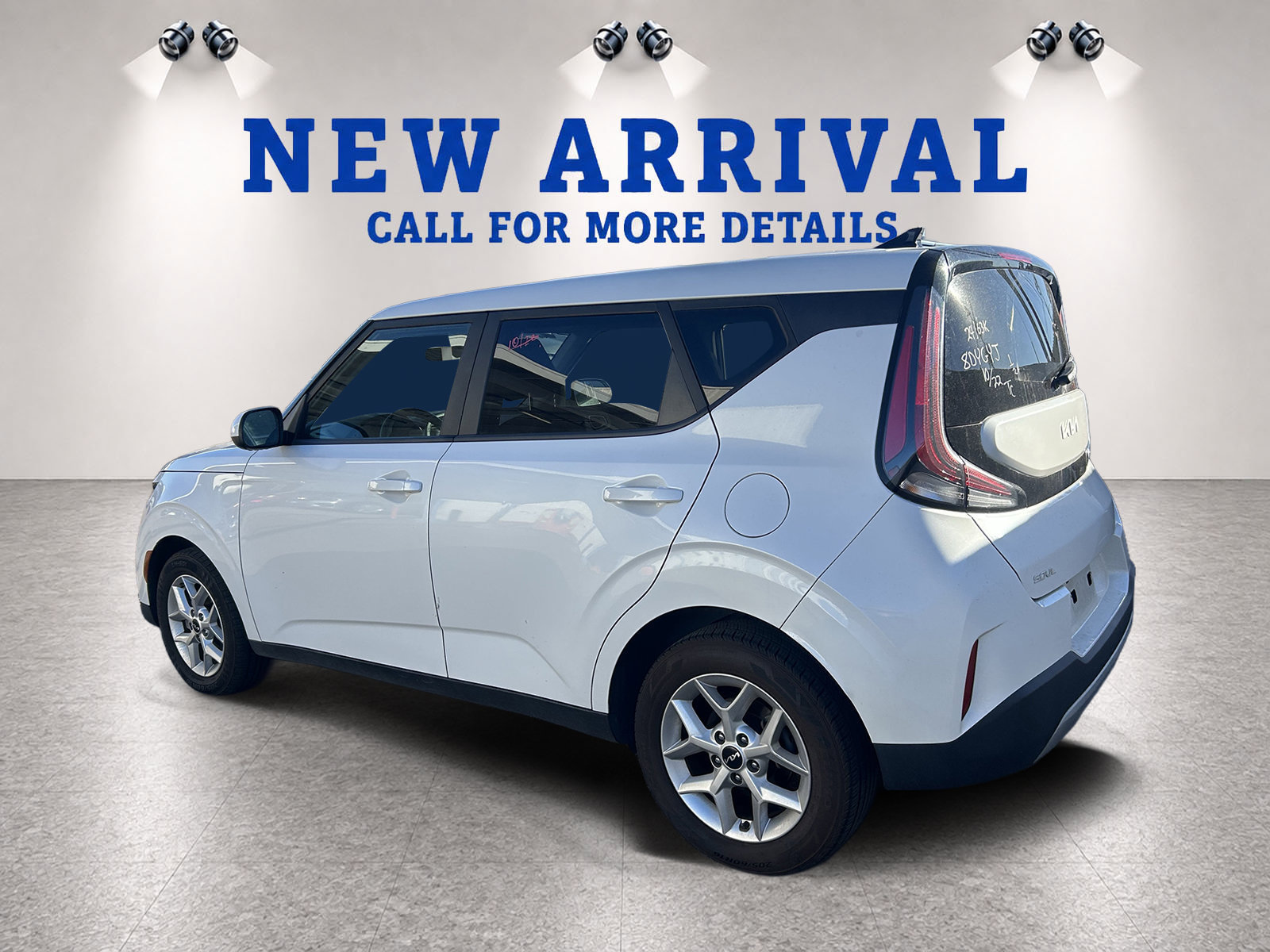 Used 2023 Kia Soul LX w/ LX Technology Package FWD image 7