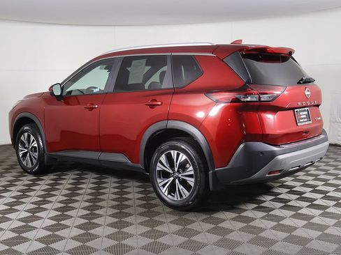 Used 2023 Nissan Rogue SV w/ SV Premium Package AWD/4WD image 8