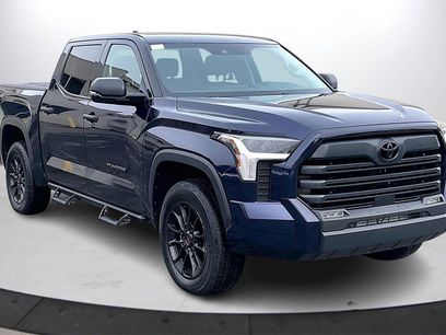 Used 2022 Toyota Tundra SR5 w/ SR5 Convenience Package