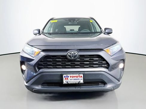 Used 2021 Toyota RAV4 XLE w/ Convenience Package image 9