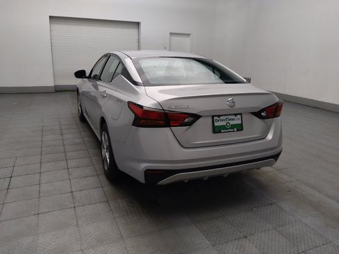 Used 2022 Nissan Altima 2.5 S FWD image 5