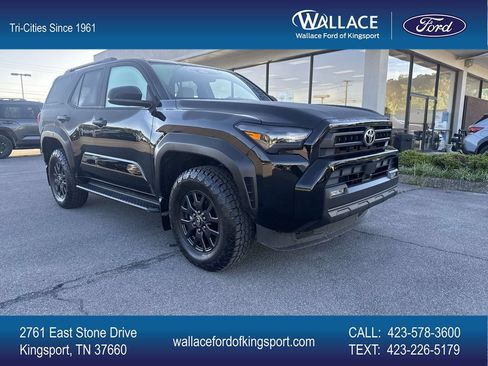 Used 2025 Toyota 4Runner SR5 AWD/4WD image 1