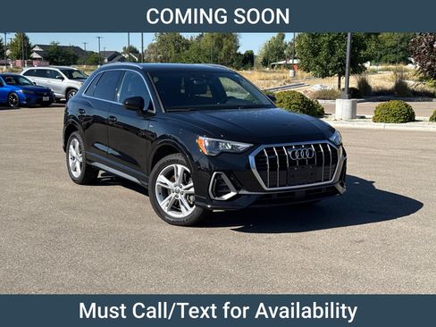 Used 2020 Audi Q3 2.0T Premium w/ Convenience Package AWD/4WD image 1