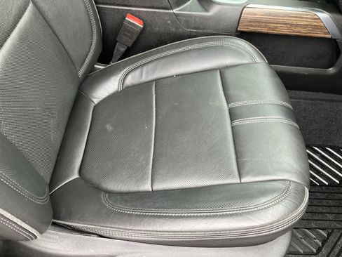 Used 2020 Chevrolet Silverado 3500 High Country w/ Gooseneck/5TH Wheel Package image 40