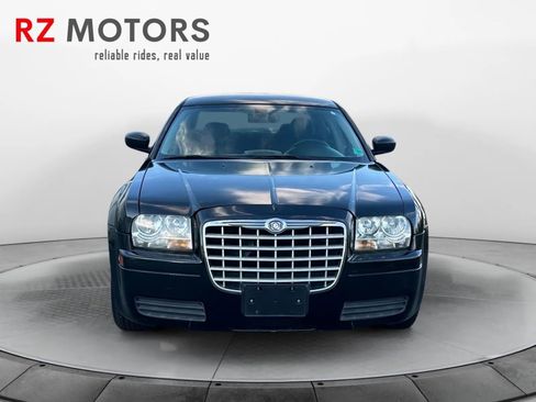 Used 2007 Chrysler 300 image 8