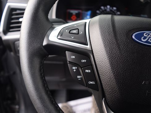 Used 2022 Ford Edge SEL w/ Convenience Package image 6