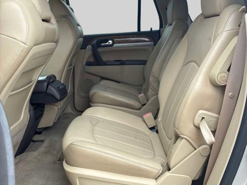 Used 2011 Buick Enclave CXL FWD image 5