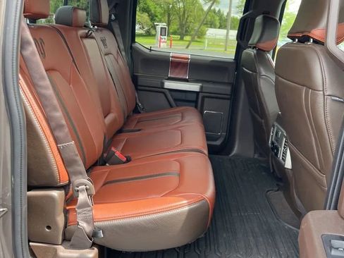 Used 2019 Ford F150 King Ranch w/ Equipment Group 601A Luxury AWD/4WD image 20
