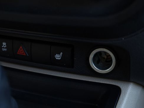 Used 2016 Jeep Patriot High Altitude image 12