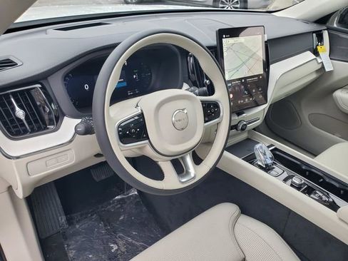 New 2026 Volvo XC60 T8 Ultra w/ Climate Package AWD/4WD image 16