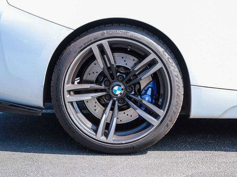 Used 2018 BMW M2 w/ Executive Package RWD image 10