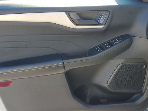 Used 2022 Ford Escape S FWD image 29