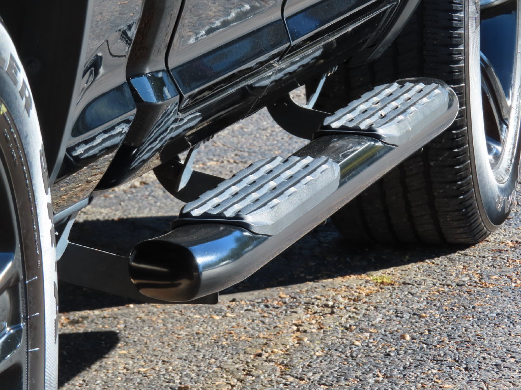 Used 2024 RAM 1500 Warlock w/ Electronics Group AWD/4WD image 14