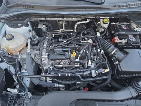 Used 2021 Ford Escape SE w/ SE Sport Appearance Package image 32