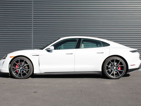 Used 2023 Porsche Taycan 4S image 2