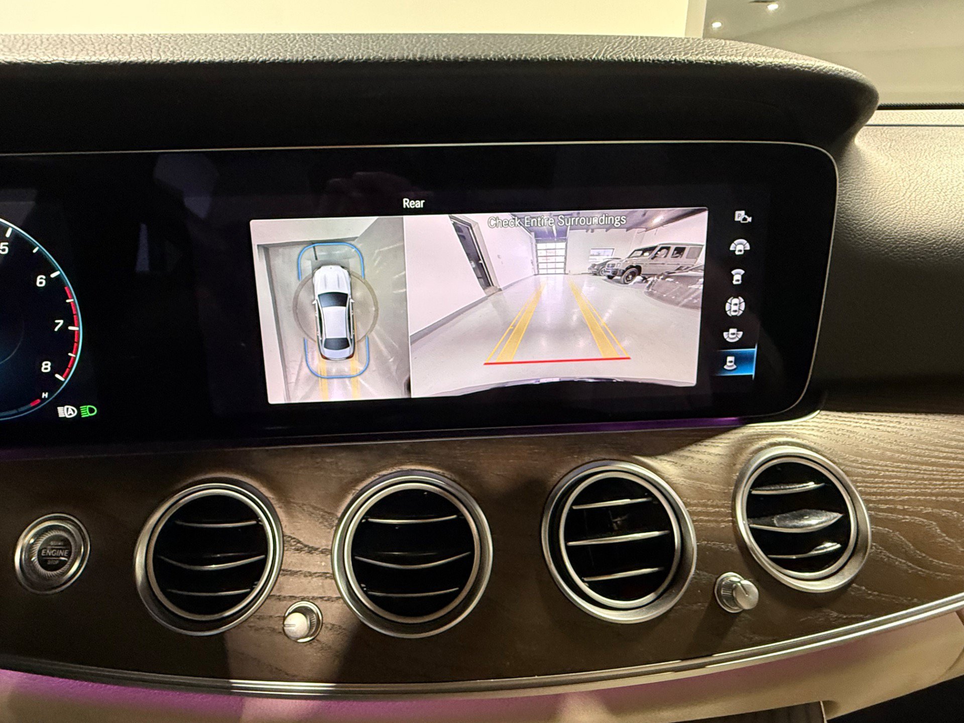 Used 2023 Mercedes-Benz E 350 4MATIC Sedan w/ Premium Package image 30