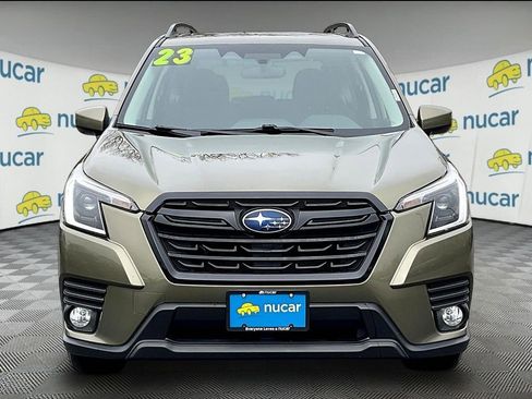 Used 2023 Subaru Forester Premium AWD/4WD image 2
