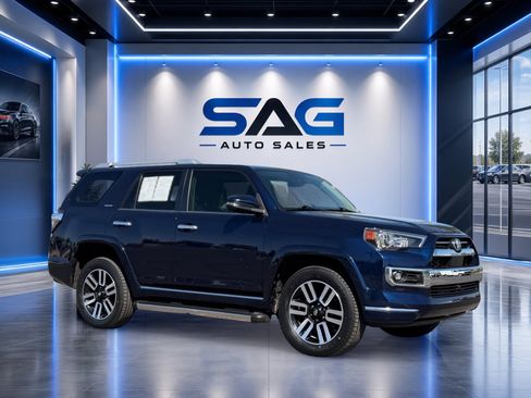 Used 2023 Toyota 4Runner Limited AWD/4WD image 2