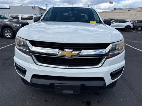 Used 2018 Chevrolet Colorado W/T RWD image 2