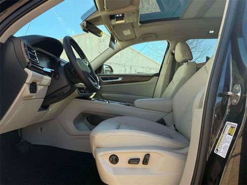 New 2026 Volkswagen Atlas SE image 10