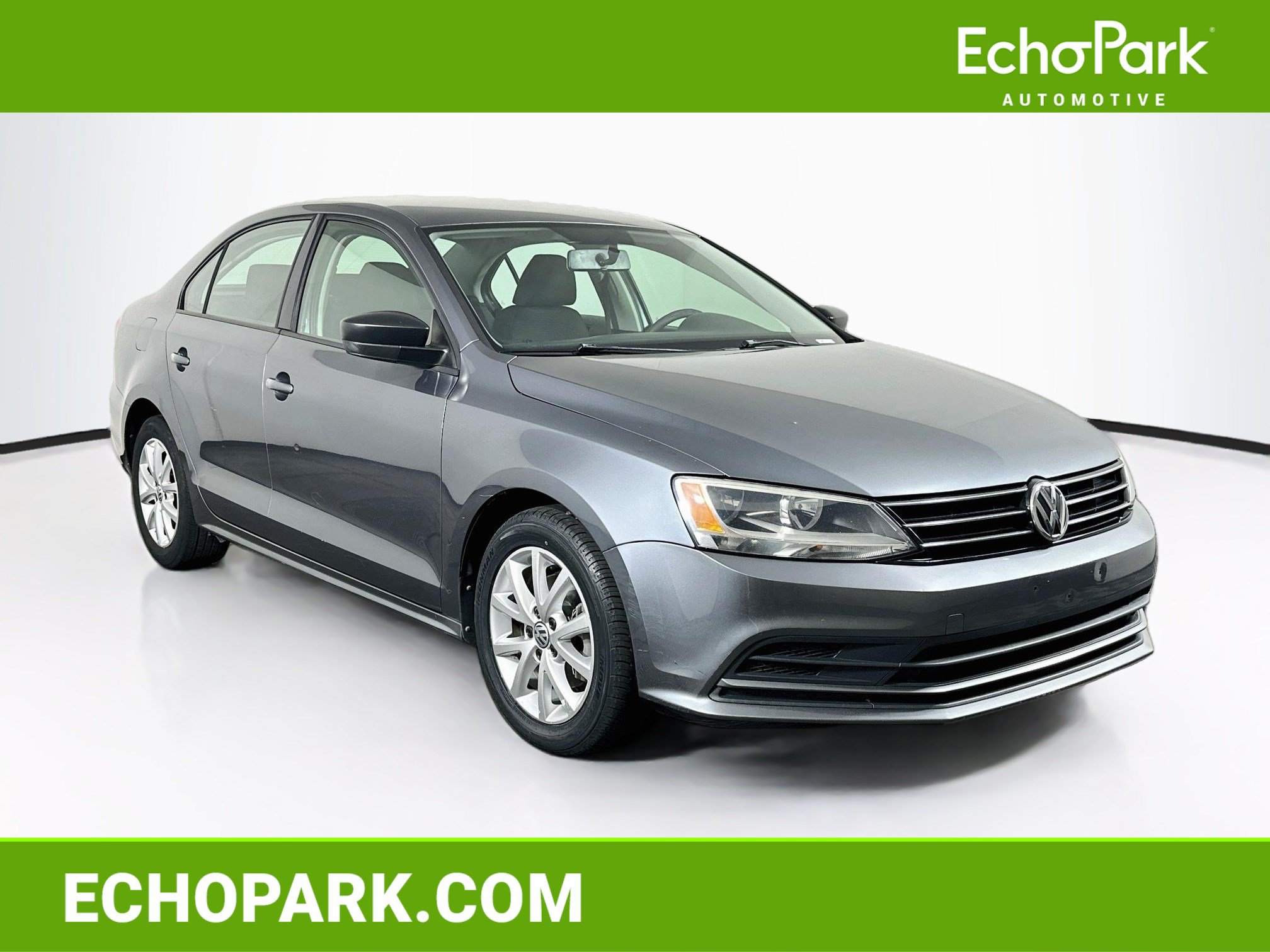 Used 2015 Volkswagen Jetta SE FWD image 1