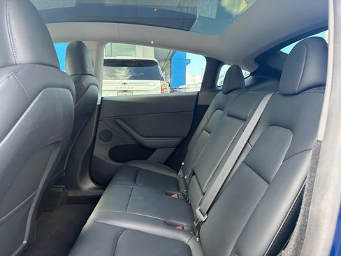 Used 2024 Tesla Model Y Performance AWD/4WD image 10
