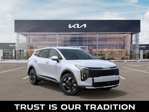 New 2026 Kia Sportage LX image 8
