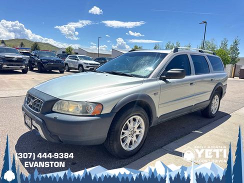 Used 2005 Volvo XC70 AWD/4WD image 7
