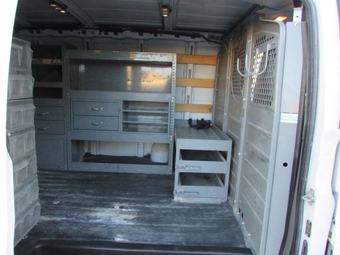 Used 2018 GMC Savana 2500 w/ Driver Convenience Package image 19