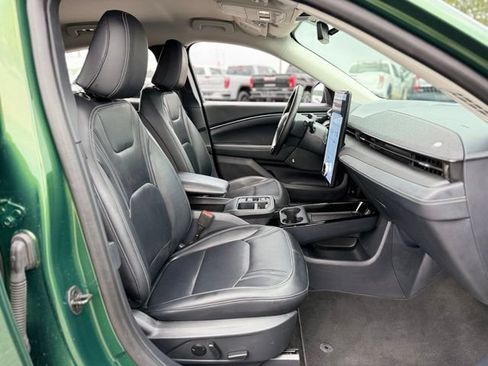 Used 2025 Ford Mustang Mach-E Premium AWD/4WD image 17
