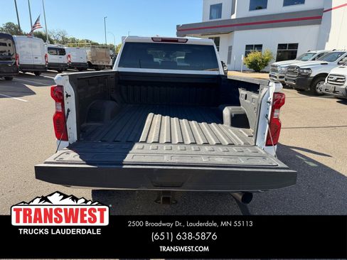 Used 2024 Chevrolet Silverado 3500 LT image 18