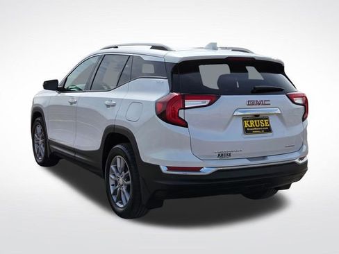 Used 2022 GMC Terrain SLT w/ Tech Package AWD/4WD image 7