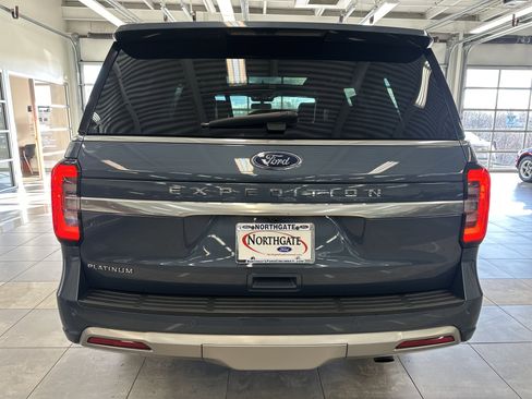 Used 2022 Ford Expedition Platinum image 15