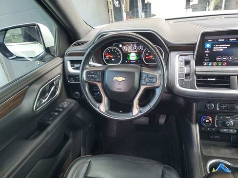 Used 2021 Chevrolet Tahoe High Country w/ Premium Package RWD image 11
